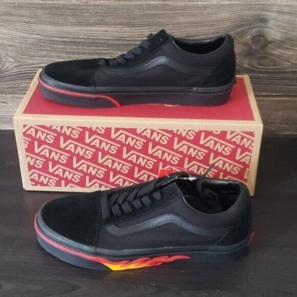 New Vans Old Skool Flame Wall Womens Sneakers Size 7.5 Biker Skater Streetwear - Picture 1 of 10